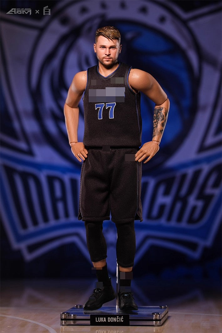 AOM 1/6 Lakers/Mavericks Luka Doncic action figure